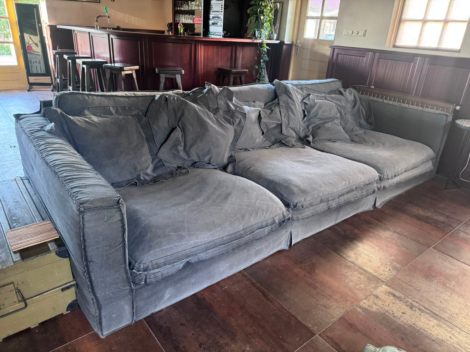 6-zitsbank Alina – Loods 5, Huis en Inrichting, Banken | Bankstellen, Ophalen, Gebruikt, 125 tot 150 cm, 300 cm of meer