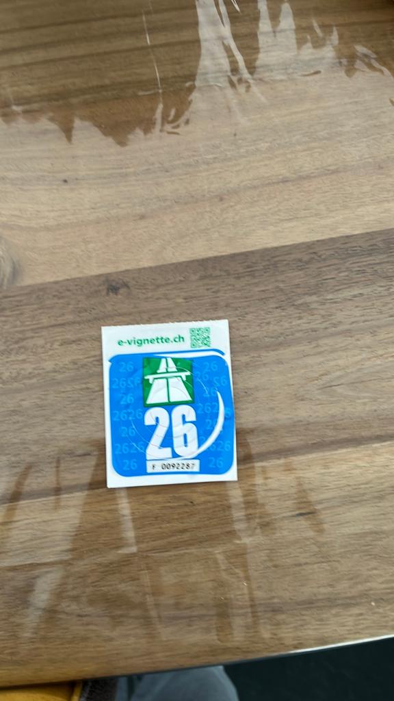 Zwitserland-vignet 2026, Tickets en Kaartjes, Autovignetten, Drie personen of meer