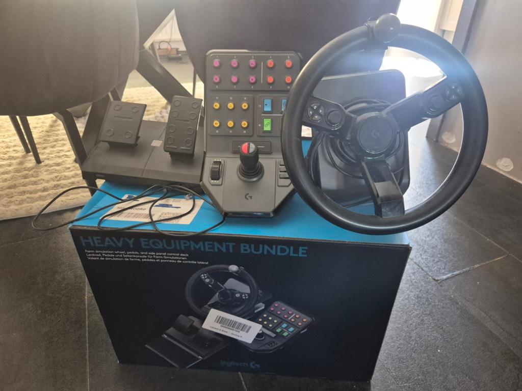 Logitech G Farm Simulator Heavy Equipment Bundle – compleet, Ophalen, Zo goed als nieuw