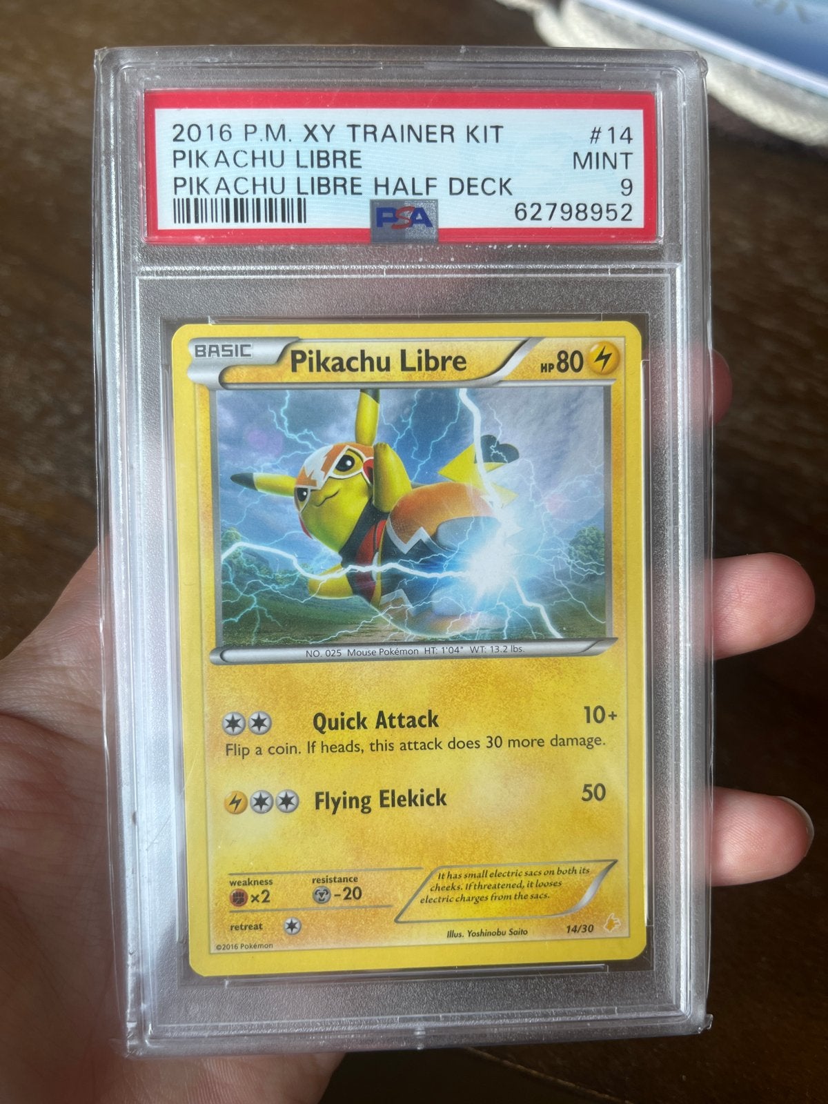 Pikachu Libre PSA 9 (POP 148), Hobby en Vrije tijd, Verzamelkaartspellen | Pokémon, Ophalen of Verzenden, Zo goed als nieuw