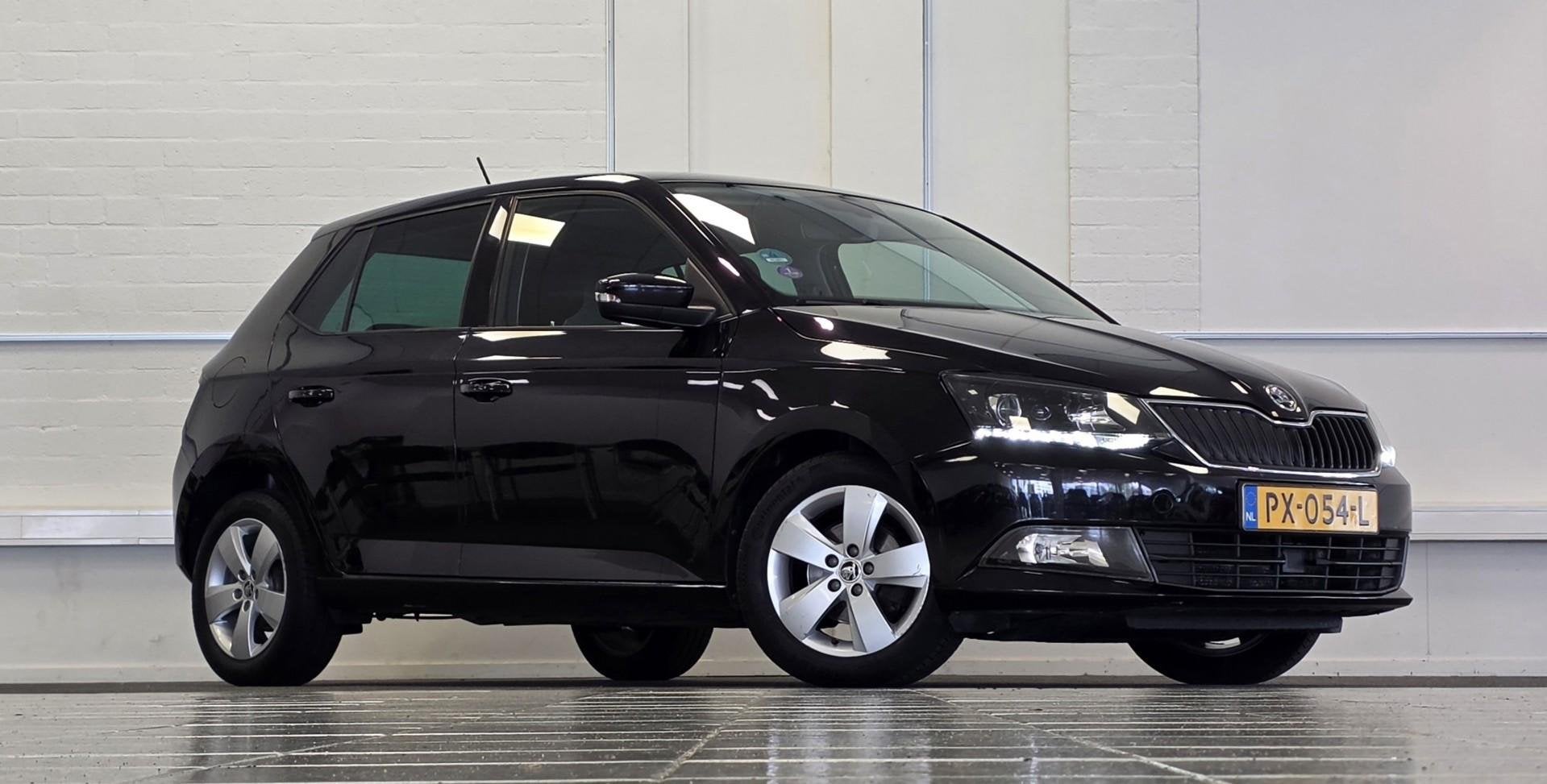 Skoda Fabia 1.0 TSI Style Navigatie Clima 1e Eigenaar Mooi!, Auto's, Voorwielaandrijving, Stof, 95 pk, Bedrijf