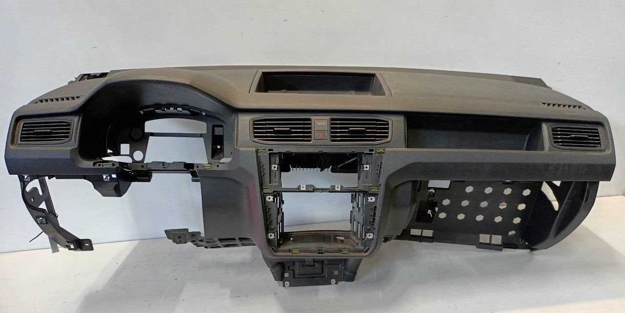 Dashboard Volkswagen Caddy, Onderdelen@venauto.nl, Van der Ven Autorecycling B.V., Gebruikt, Ettenseweg 76, 4706 PB Roosendaal, The Netherlands