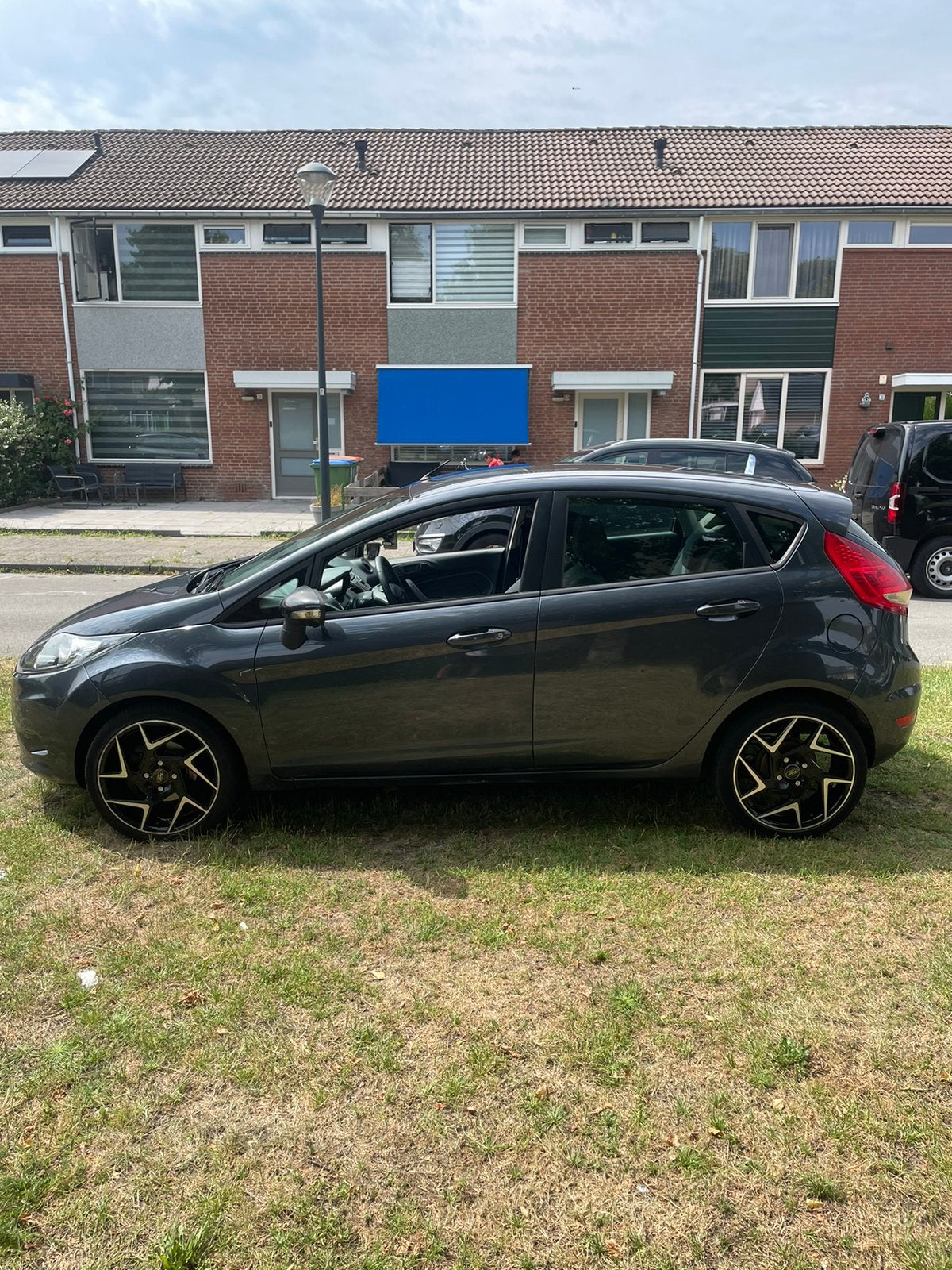 Ford Fiësta 1.25 44KW 5DR 2009 Grijs NAP, Ophalen, Gebruikt