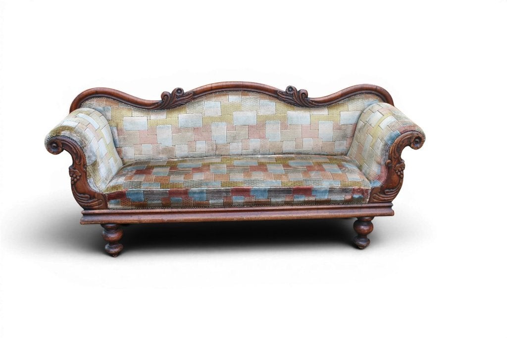Antieke Victoriaanse Bank met Geometrische Bekleding., Ophalen