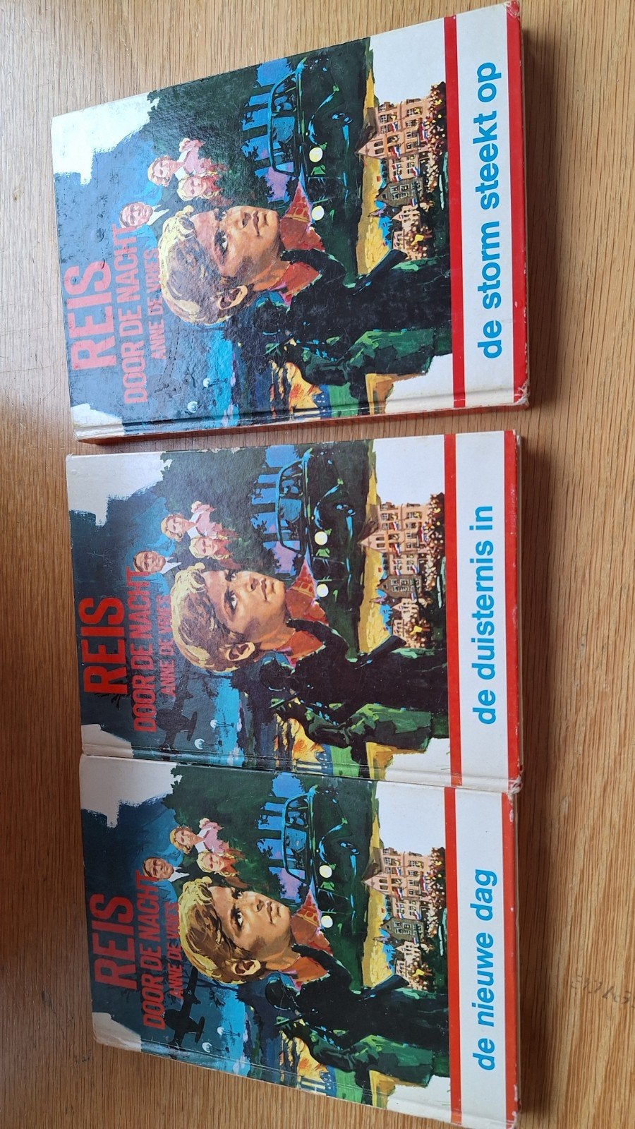 3 boekjes, Ophalen of Verzenden