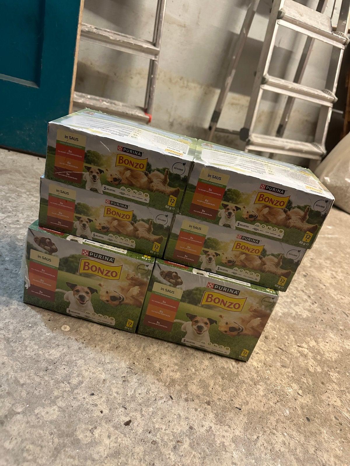 Hondenvoer Purina Bonzo, Ophalen, Hond