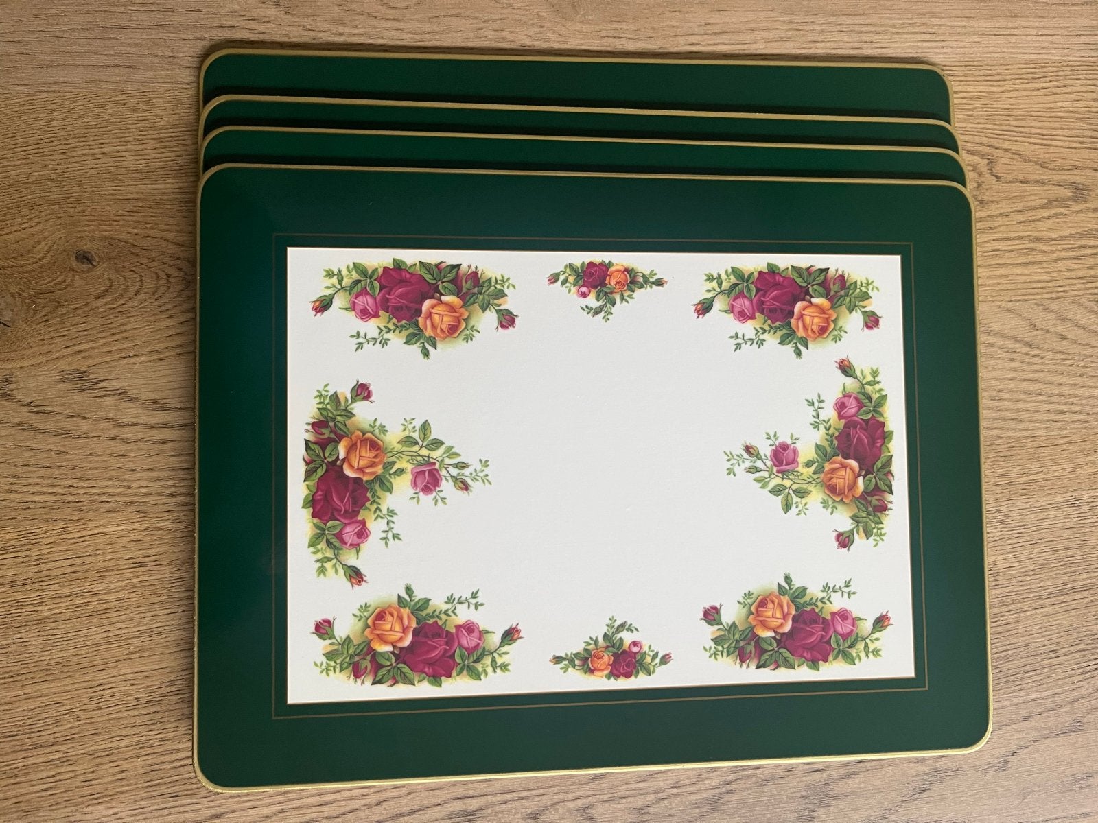 Royal Albert old country Roses Placemats - Set van 4, Ophalen of Verzenden, Zo goed als nieuw, Overige materialen, Overige merken