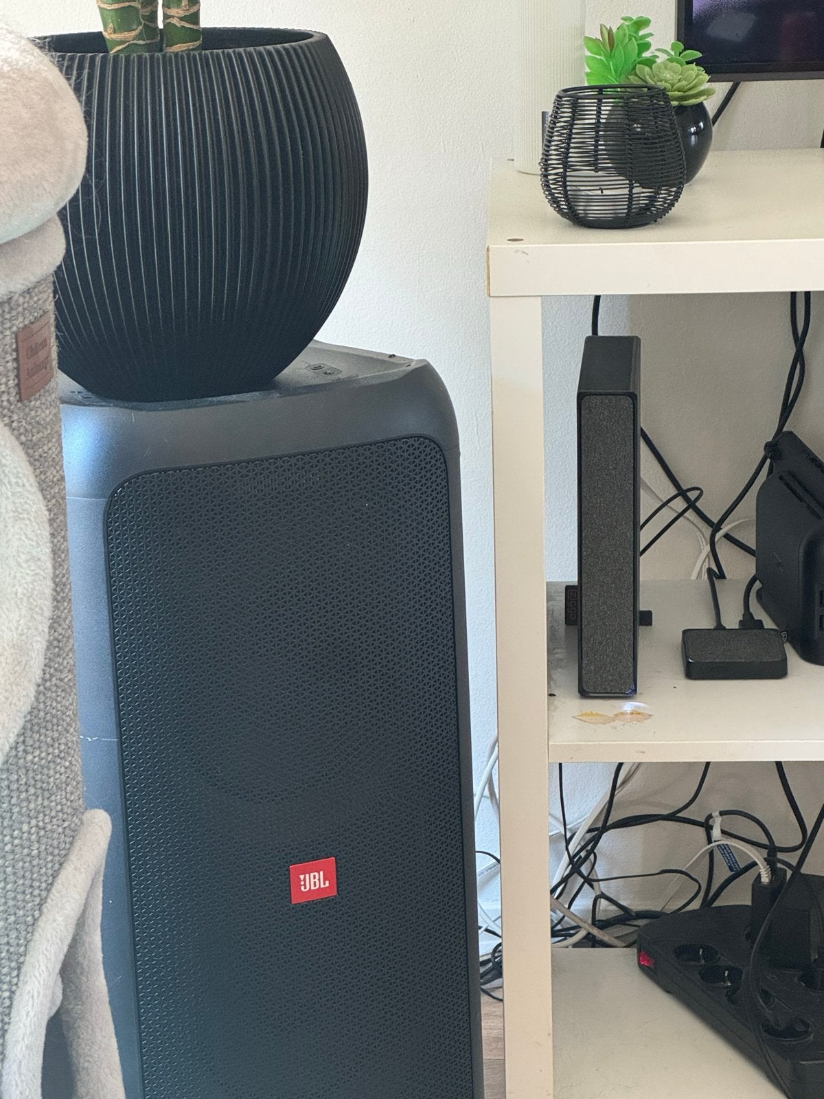 JBL Partybox 300 met boost, licht en aan/uit knop, Audio, Tv en Foto, Luidsprekers, Ophalen, JBL, Party speaker, Zo goed als nieuw