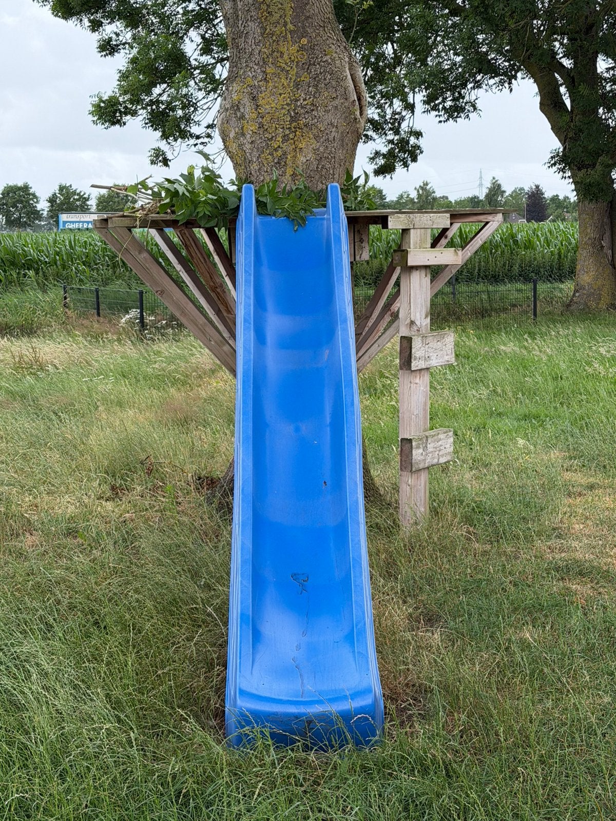Houten speeltoestel gratis ophalen zelf demonteren!!!, Ophalen, Zo goed als nieuw