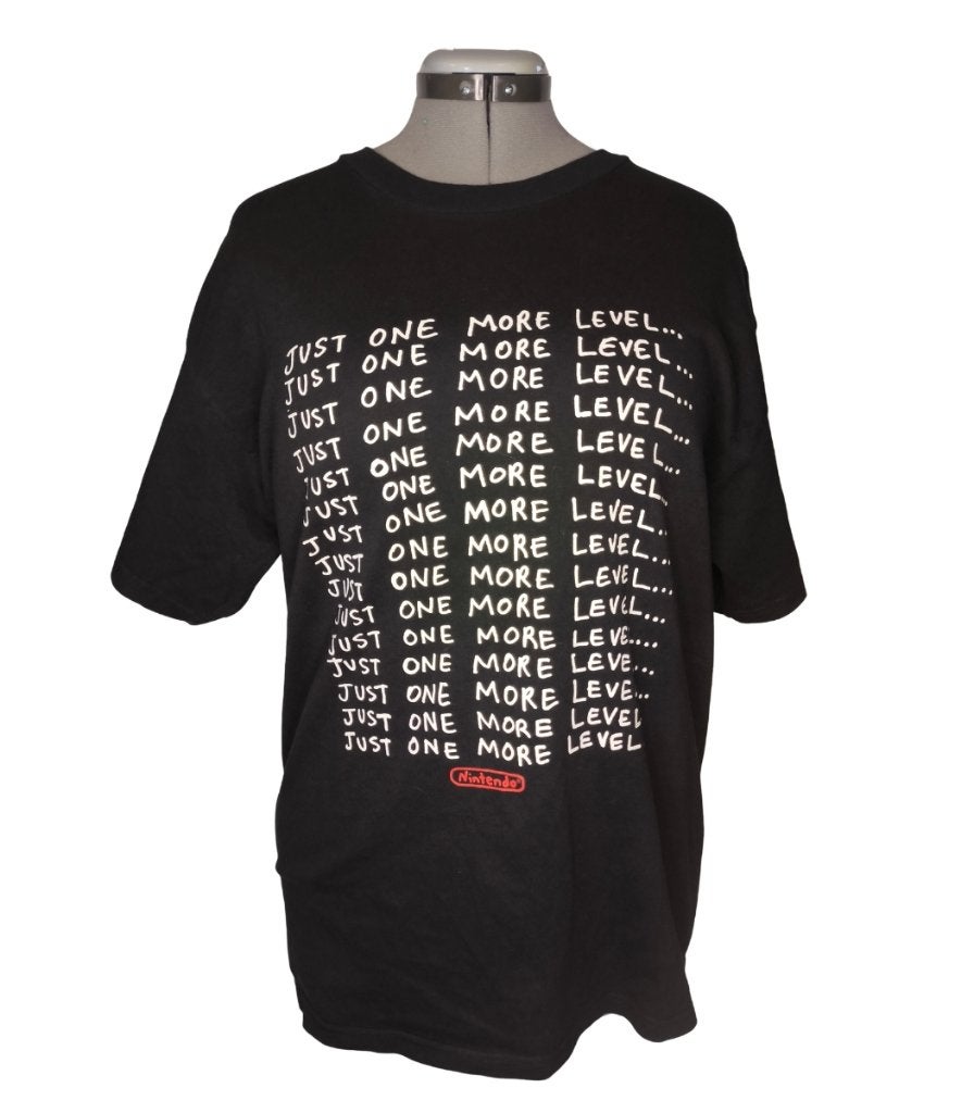Vintage 2000s Nintendo "Just One More Level" T-Shirt, Maat 52/54 (L), Delta, Delta, Zwart