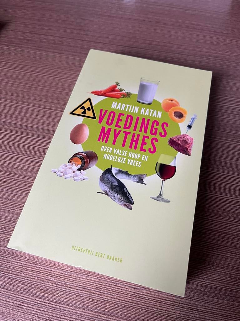 Voedingsmythen- Martijn Katan, Ophalen of Verzenden, Zo goed als nieuw, Dieet en Voeding