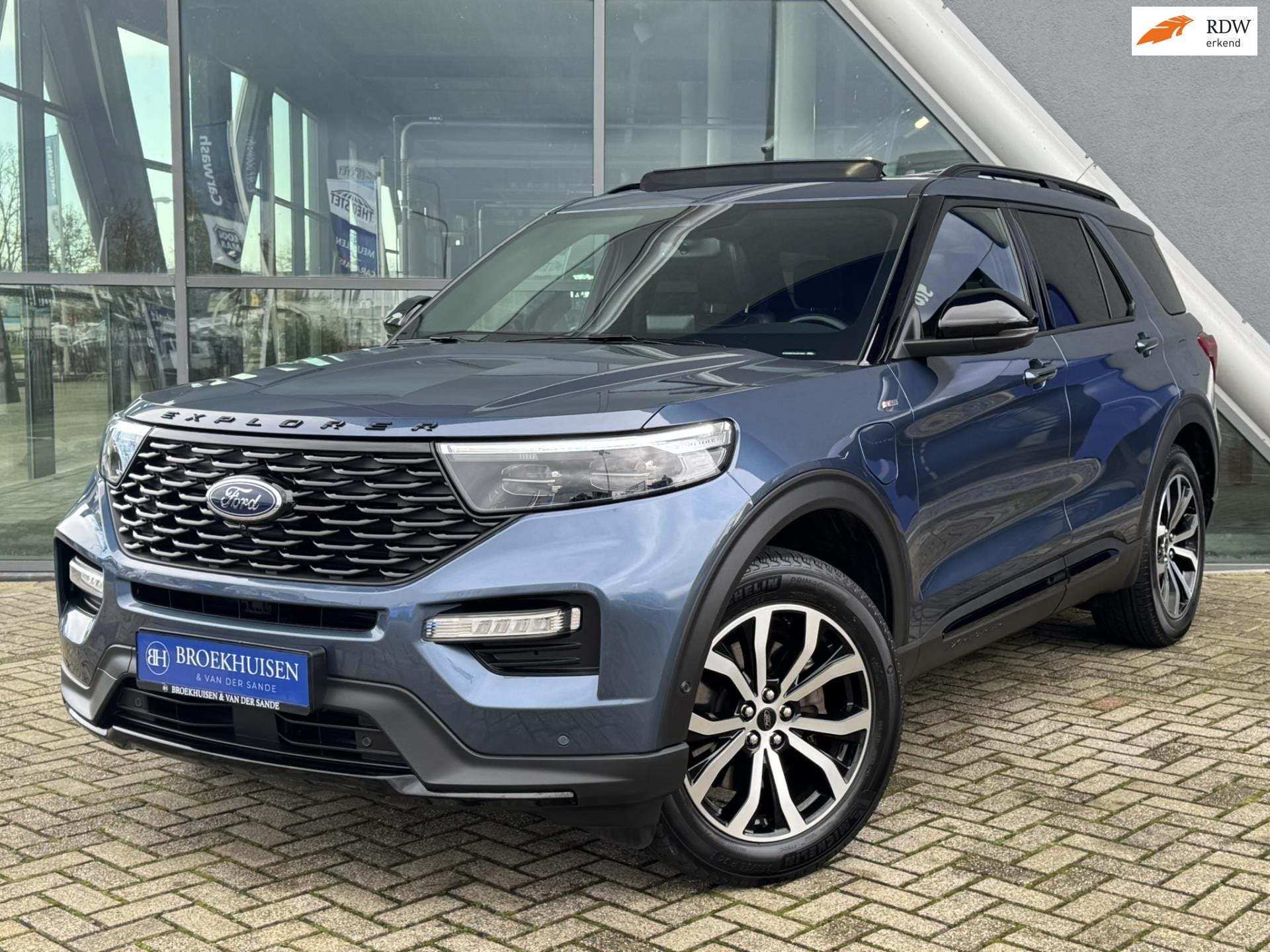 Ford Explorer 3.0 V6 EcoBoost 7 Pers. PHEV ST-Line 457pk Pan, Automaat, Dealer onderhouden, Gebruikt, Zwart