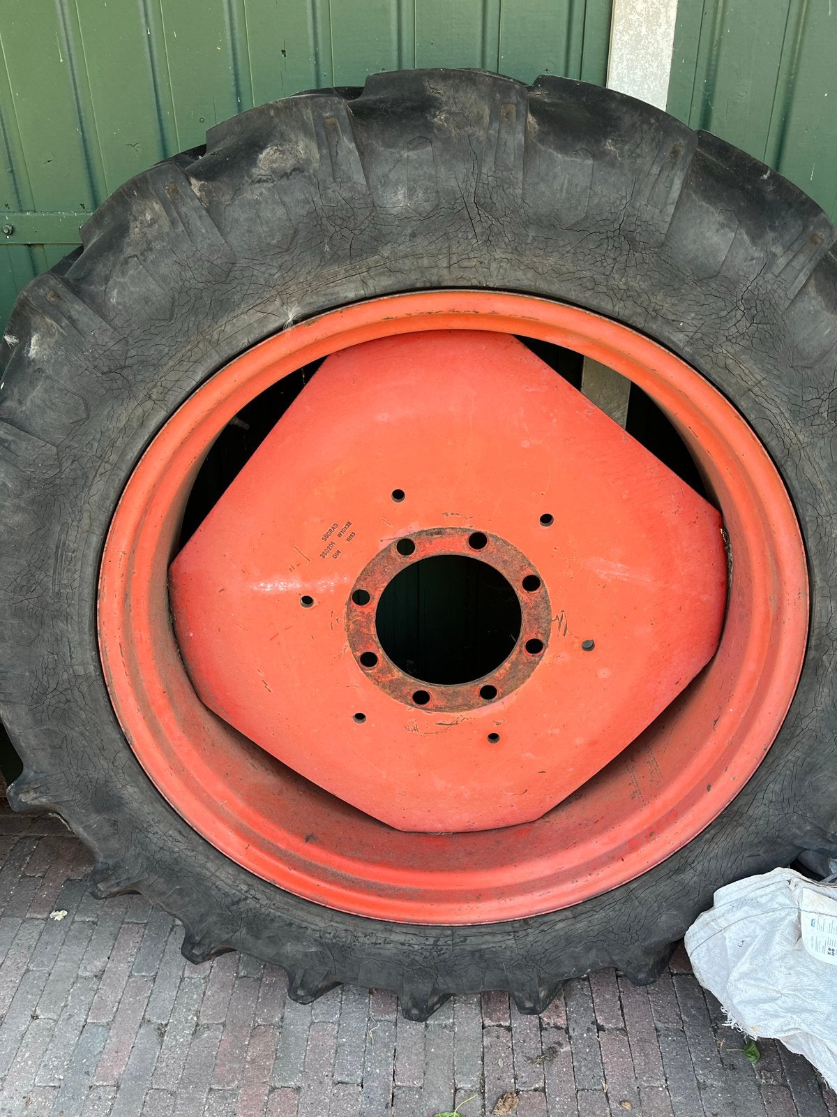 Trekkerbanden met velgen - Sudrad W10x36, Ophalen