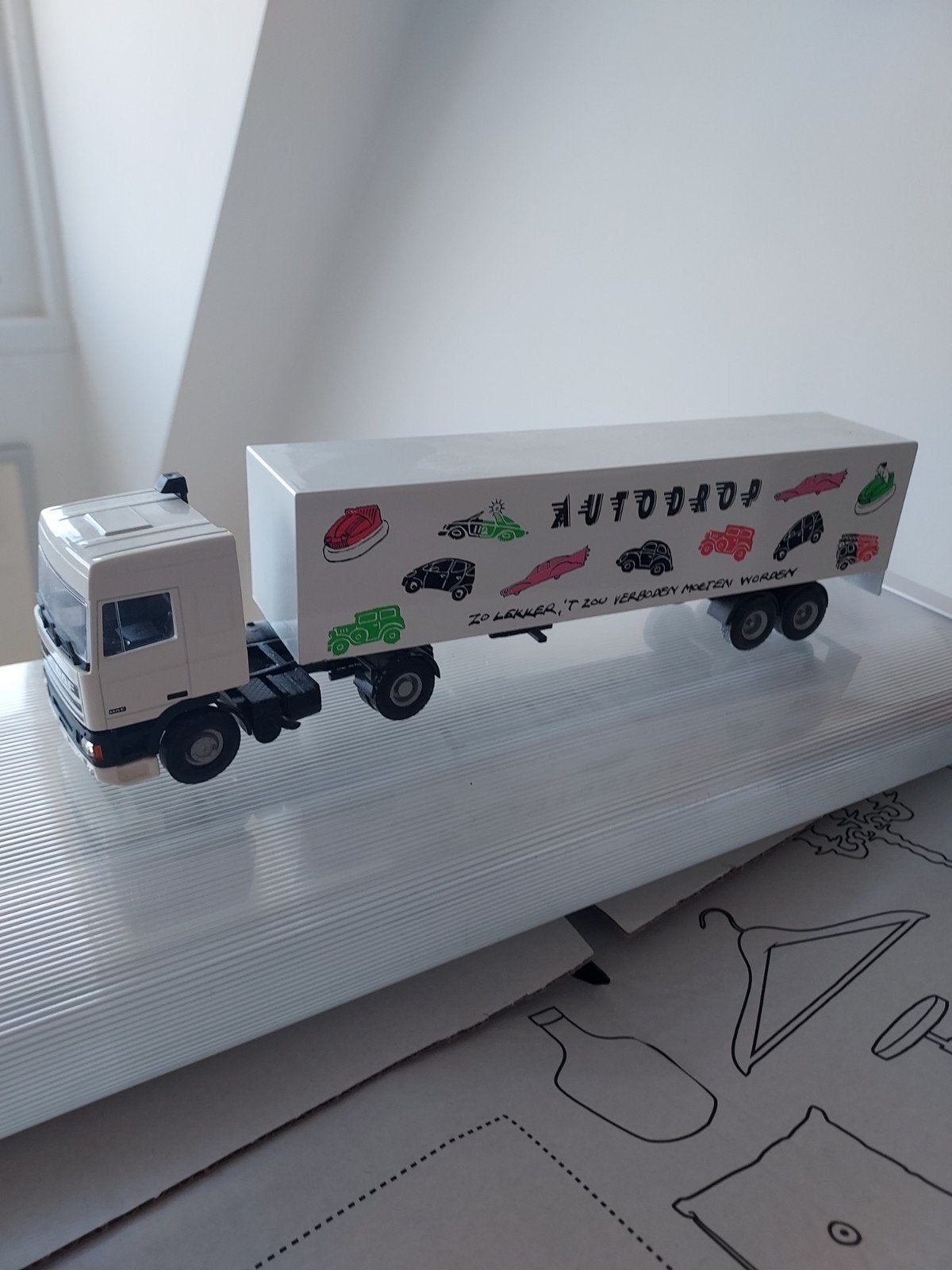 Modelvrachtwagen met oplegger - Autodrop thema, Overige merken, Gebruikt, 1:32 tot 1:50, Ophalen of Verzenden