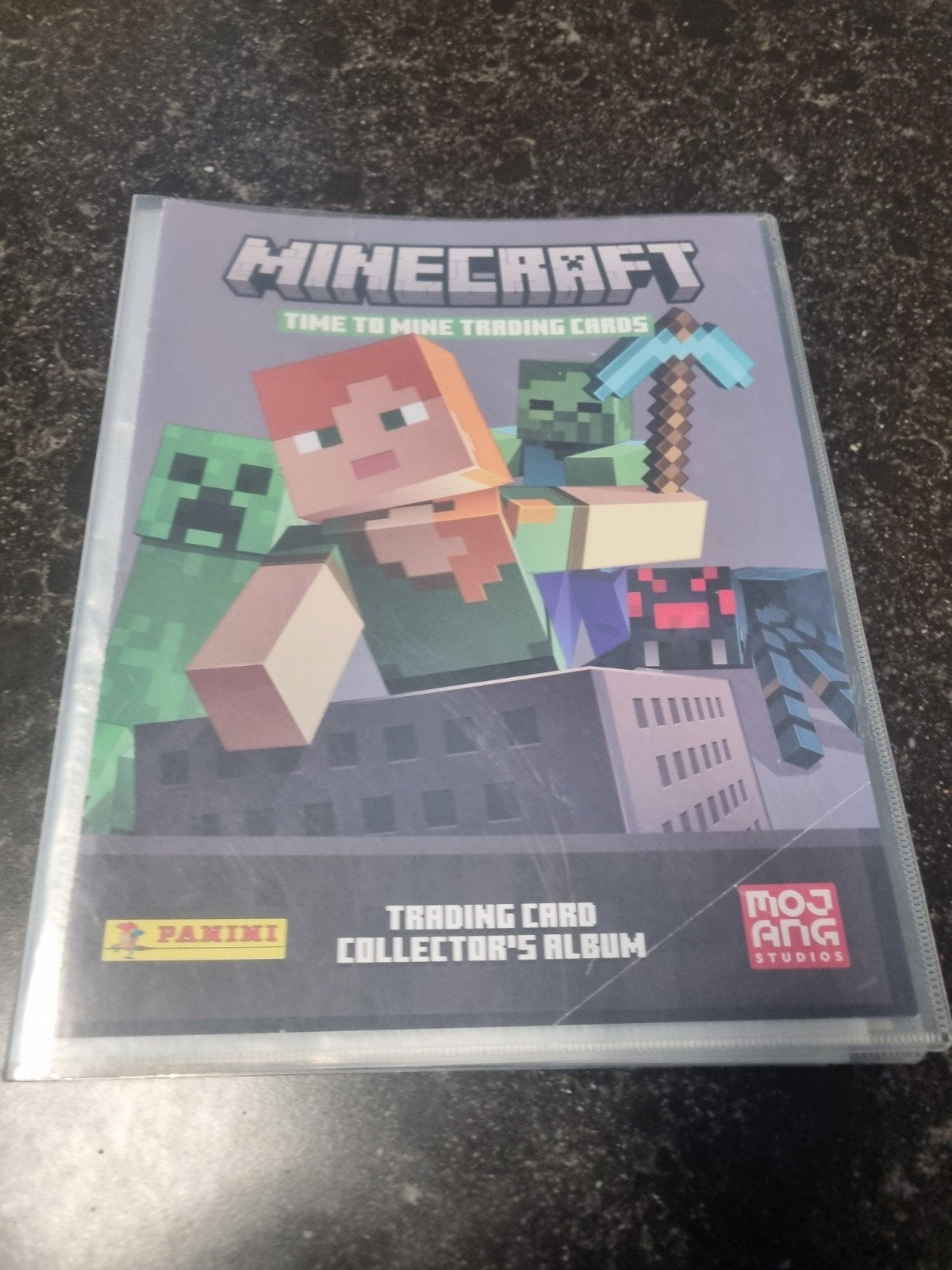 Minecraft Time to Mine Trading Cards Album met kaarten, Ophalen of Verzenden, Zo goed als nieuw, Boek of Catalogus