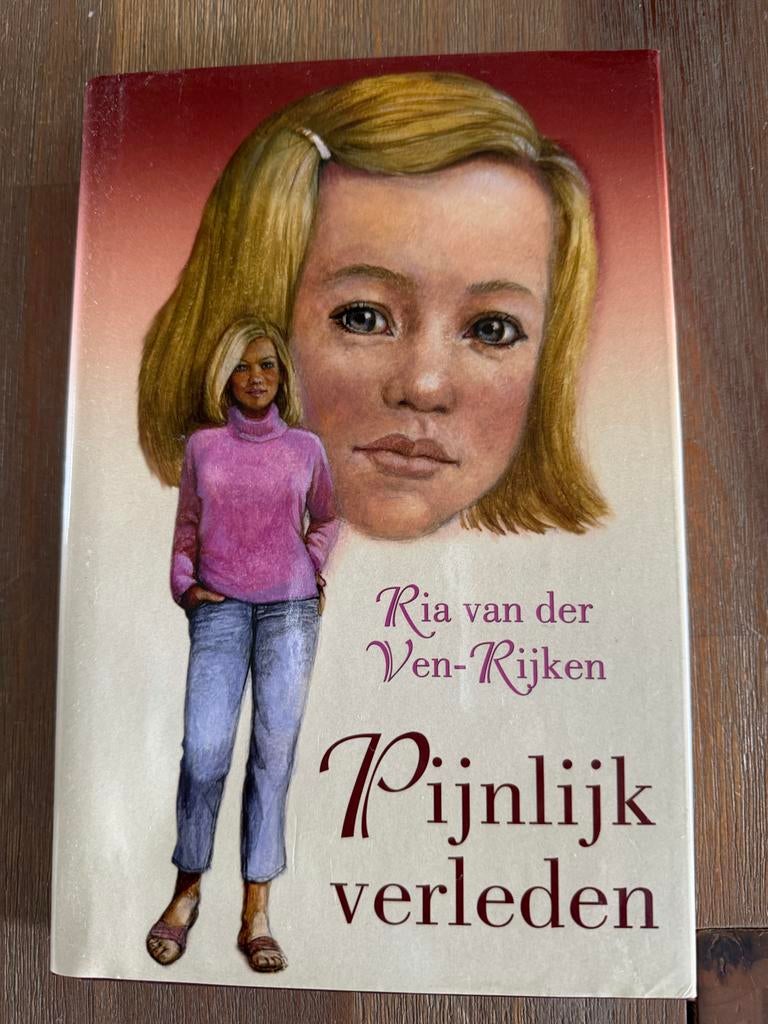 Pijnlijk Verleden - Ria van der Ven-Rijken (VCL serie), Boeken, Verzenden, Gelezen, Nederland