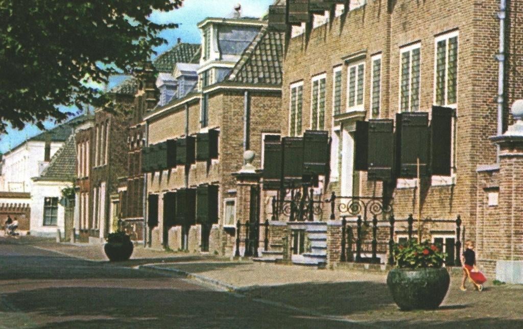 36195 Hellevoetsluis ZH jr 60 70 Gemeentehuis  Onbeschreven, Verzamelen, Ophalen of Verzenden, 1960 tot 1980, Ongelopen, Zuid-Holland