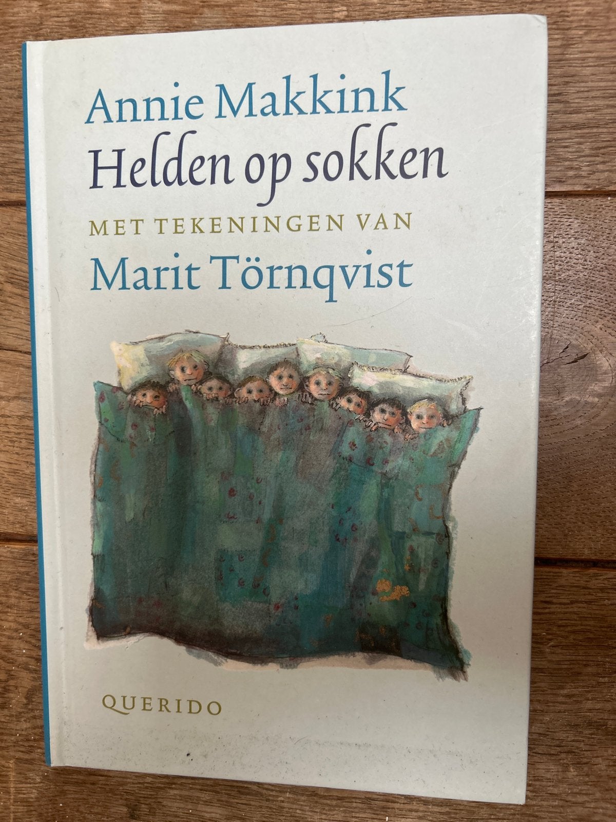 Helden op sokken - Annie Makkink (kinderboek), Ophalen of Verzenden, Gelezen, Fictie algemeen