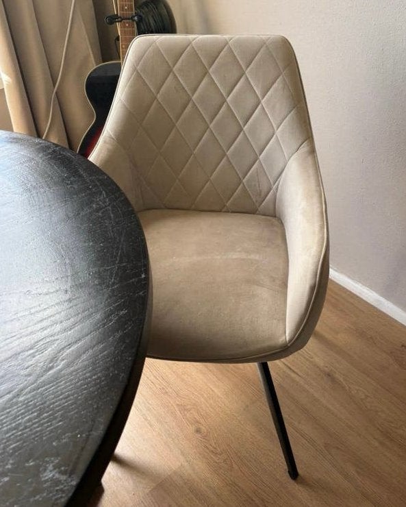 4 Velvet beige stoelen kick collection, Ophalen, 75 tot 100 cm, Zo goed als nieuw, Velvet beige
