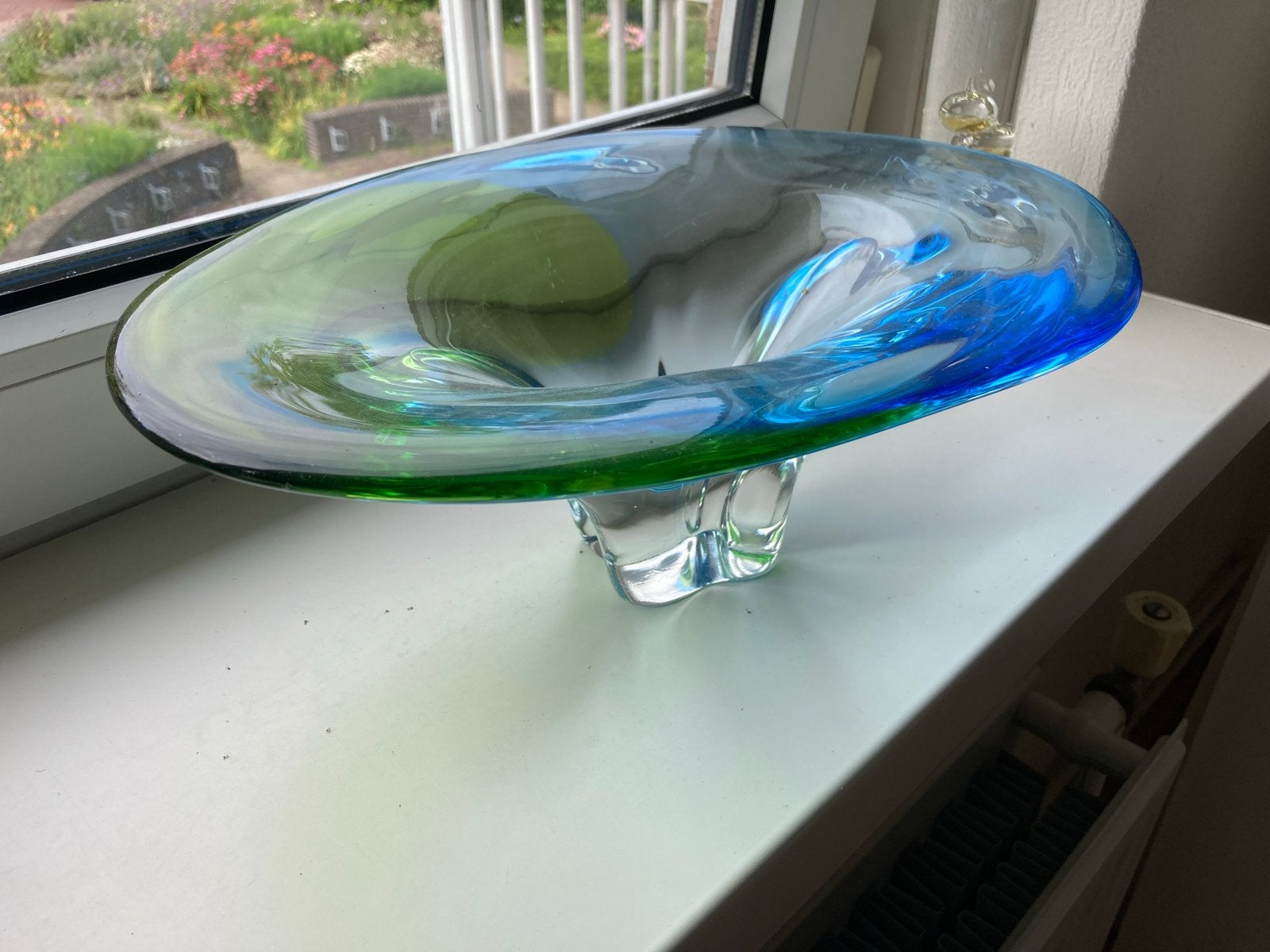 Decoratieve glazen schaal - Blauw en Groen, Antiek en Kunst, Ophalen of Verzenden