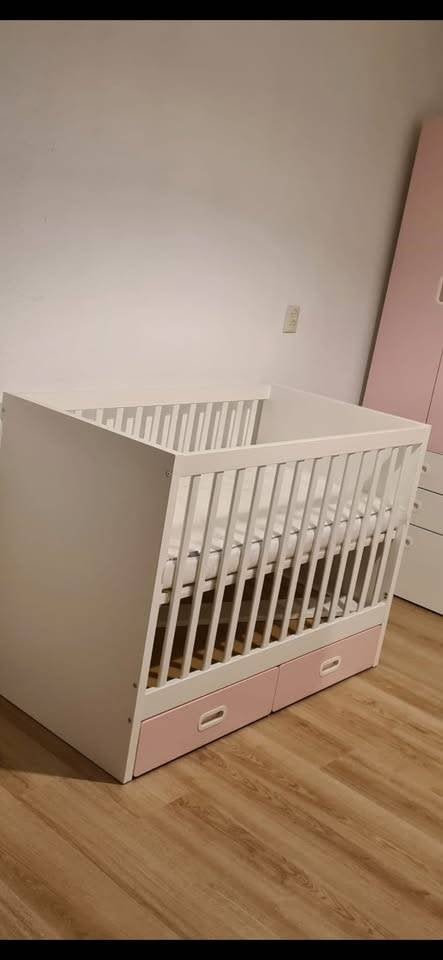 SET - Crib with closet and changing table, Ophalen, Zo goed als nieuw, Overige typen