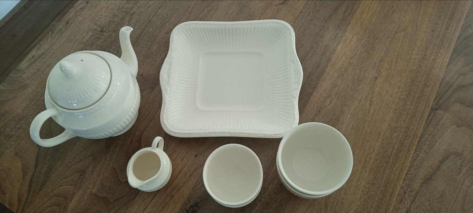 Wedgwood Edme servies: theepot, melkkan, suikerpot, schalen, Ophalen, Overige typen, Zo goed als nieuw, Wedgwood