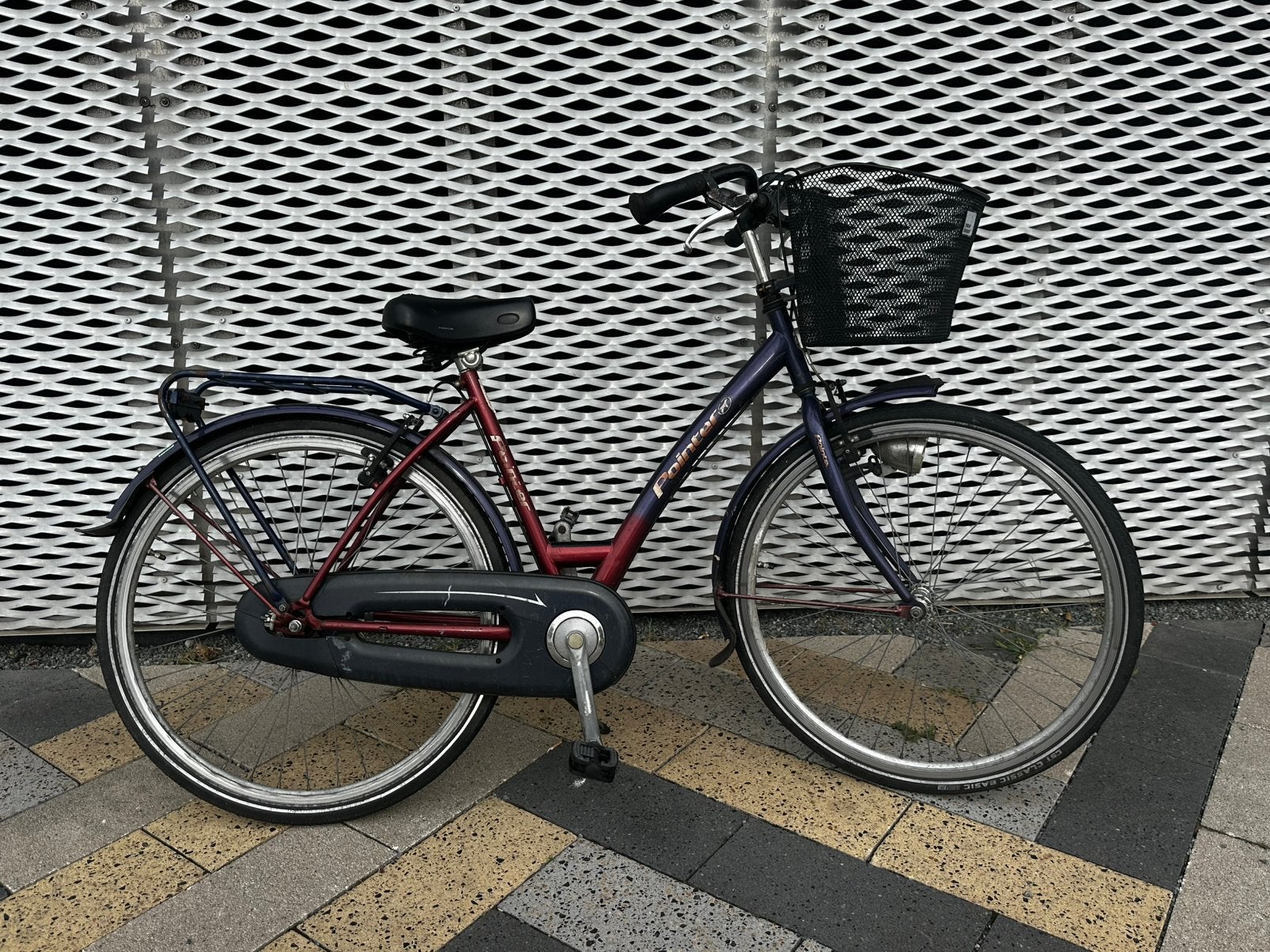 PACKAGE DEAL: Two Solid Dutch Bikes (Pointer & Gazelle), Fietsen en Brommers, Fietsen | Dames | Damesfietsen, Ophalen, Velgrem