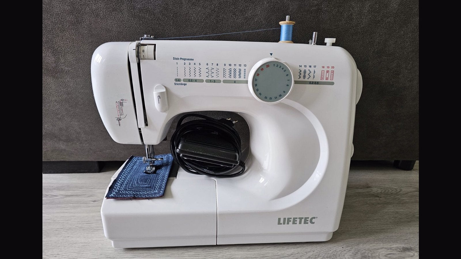 Naaimachine, Hobby en Vrije tijd, Naaimachines en Toebehoren, Ophalen, Zo goed als nieuw, Naaimachine, Overige merken