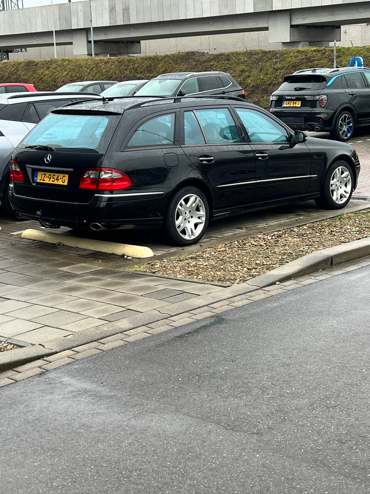 Mercedes-Benz E-Klasse 3.0 E280 Combi LPG G3 AUT 2006 Zwart, Automaat, Achterwielaandrijving, 1772 kg, Zwart