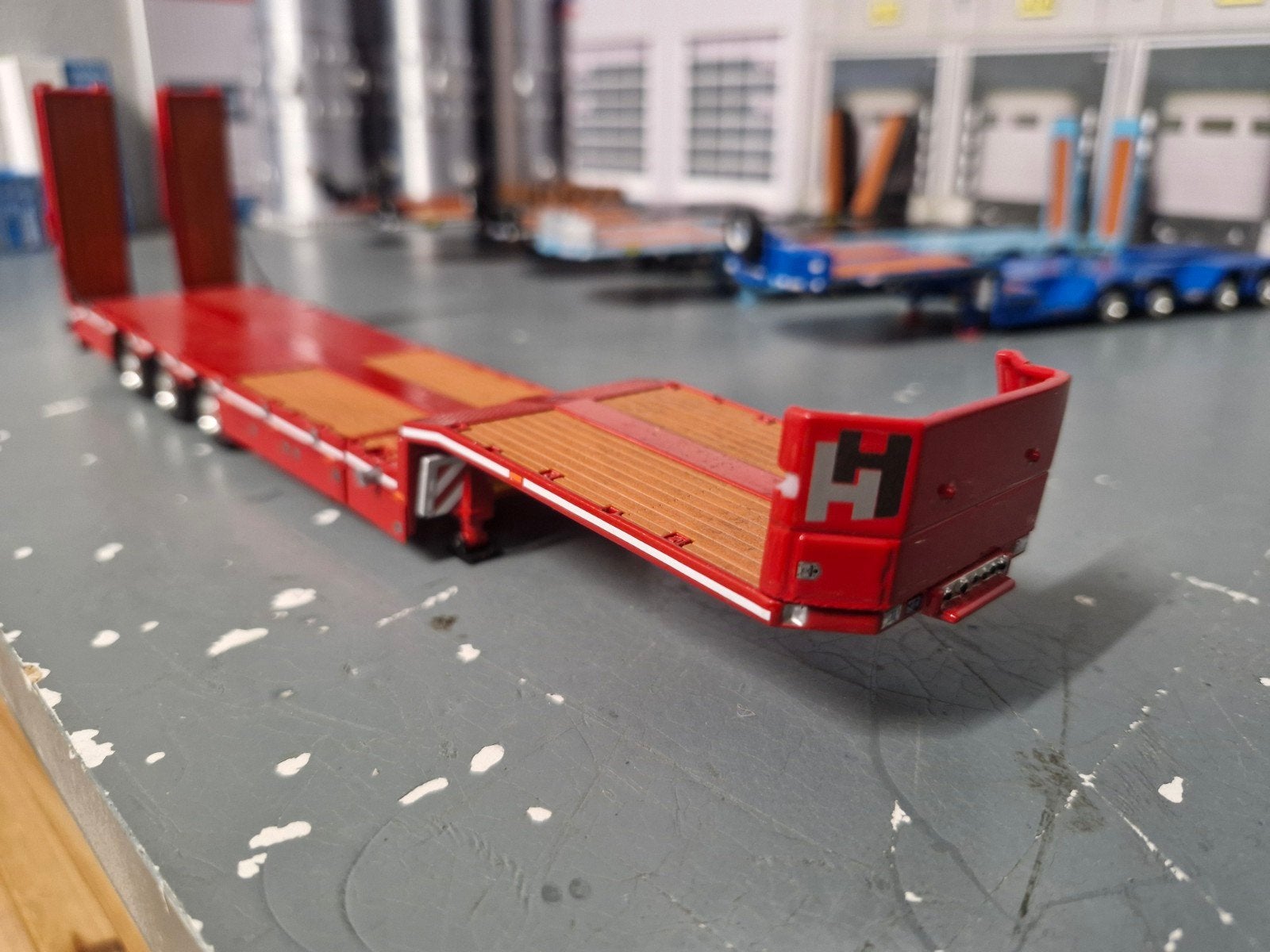 semi dieplader uitschuifbaar met oprijplanken wsi, Ophalen of Verzenden, Zo goed als nieuw, Bus of Vrachtwagen, Wsi