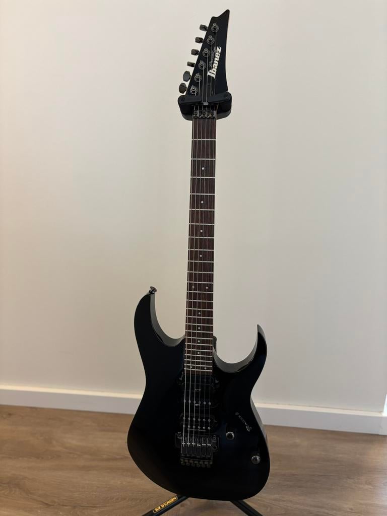 Ibanez RG1570 prestige incl case, Muziek en Instrumenten, Snaarinstrumenten | Gitaren | Elektrisch, Ophalen, Zo goed als nieuw