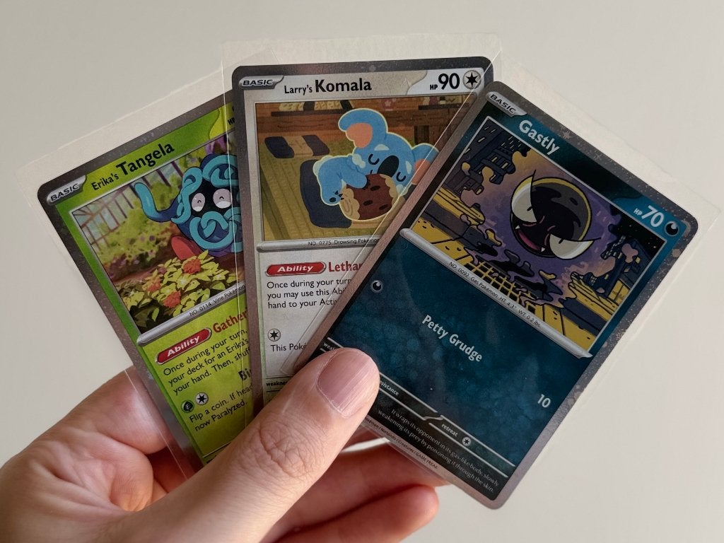 Erika's Tangela, Larry's Komala & Gastly Cosmos holo ASC, Ophalen of Verzenden, Nieuw, Meerdere kaarten, Foil