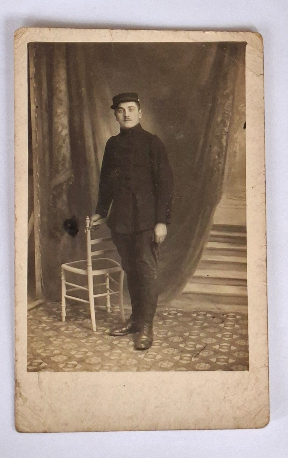 Fotokaart- portret- WO1- soldaat- man- uniform- kepie, Verzamelen, Ophalen of Verzenden, Landmacht, Overige gebieden, Foto of Poster