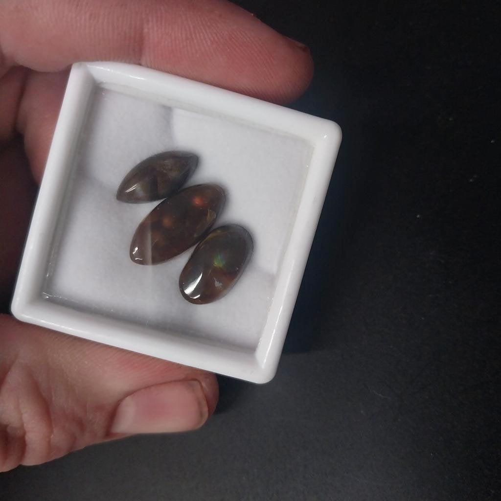 Lot van 3 mooie vuuragaat cabochons, Ophalen of Verzenden, Zo goed als nieuw