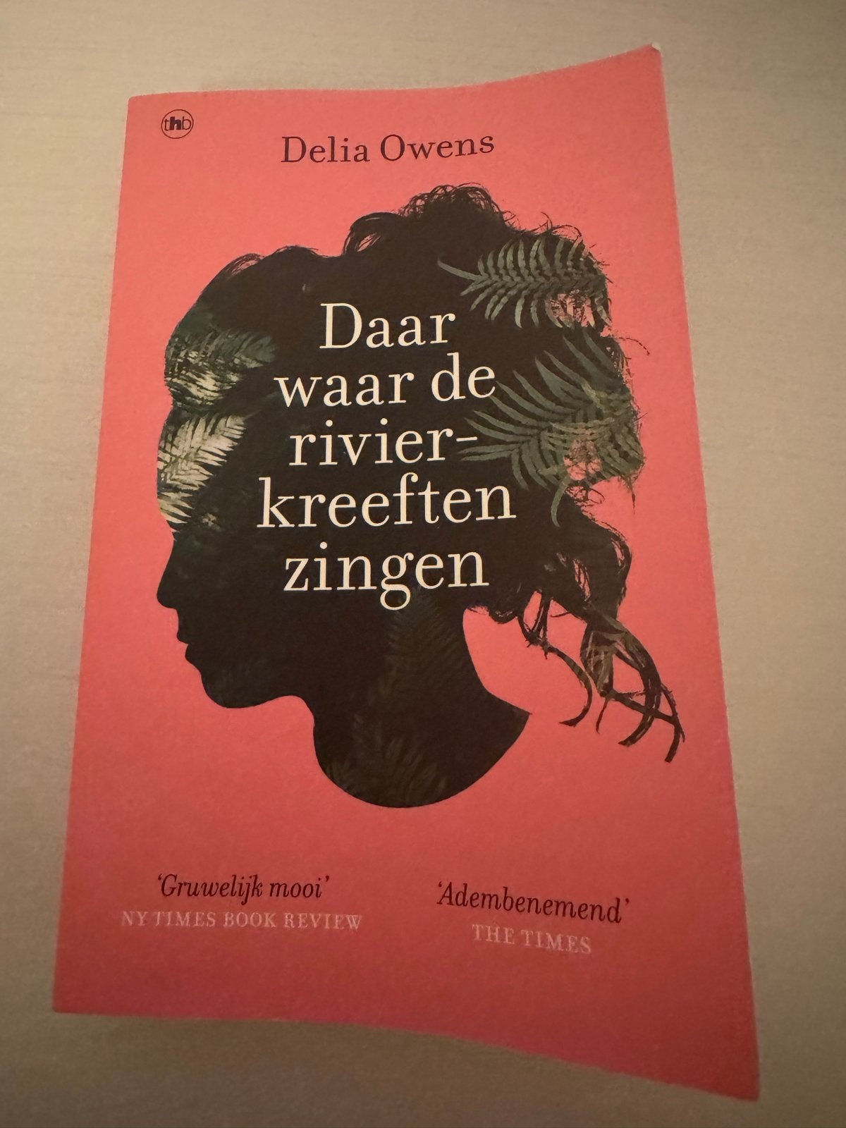 Waar de rivierkreeften zingen - Delia Owens, Boeken, Ophalen of Verzenden, Gelezen, Nederland