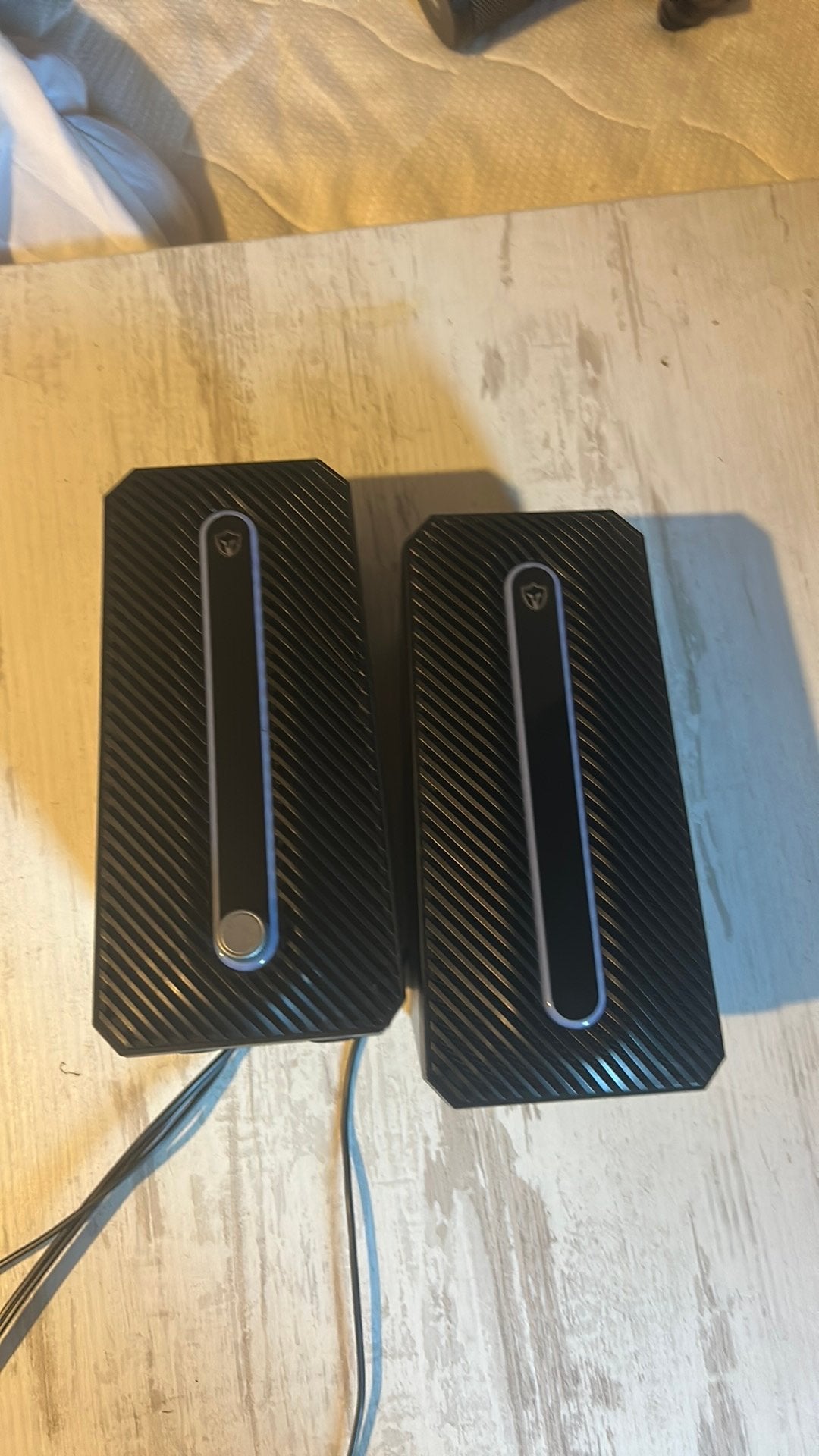 Battletron speakers, Computers en Software, Ophalen, Zo goed als nieuw
