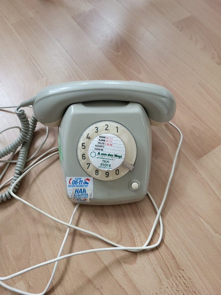 Oude telefoon met draaischijf, Ophalen, Gebruikt, Met draaischijf