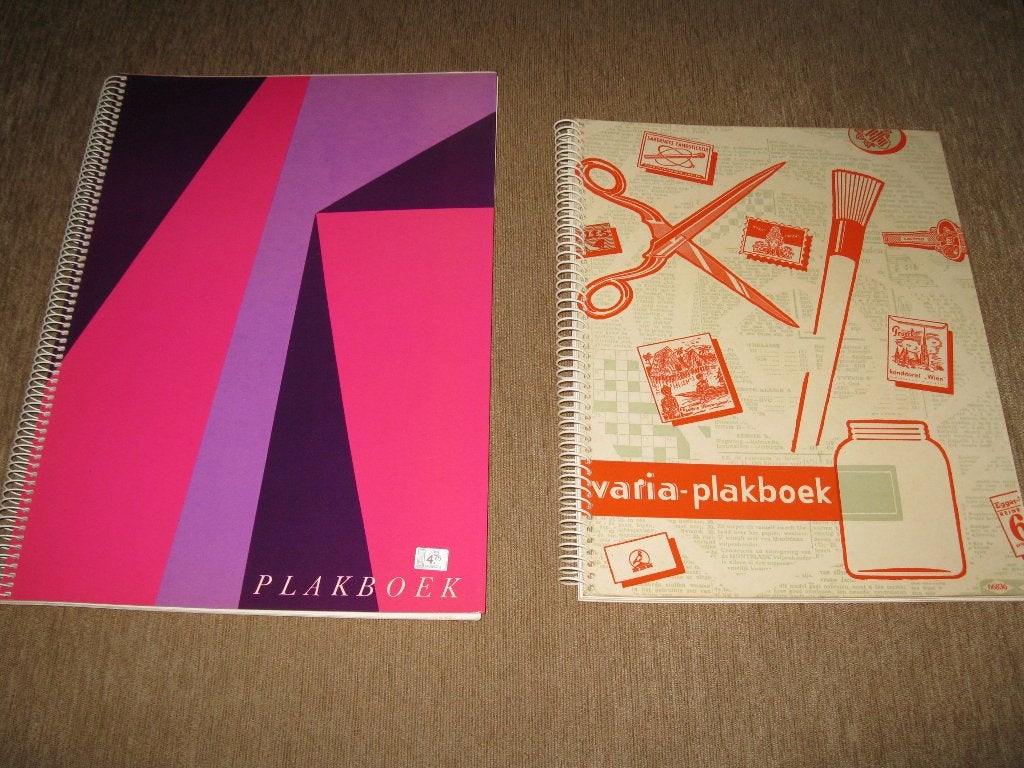 2 Oude plakboeken en 1 foto album., Ophalen of Verzenden