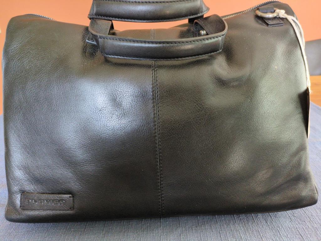 Plevier laptop tas, Nieuw, Zwart lederen., 15 inch, Nieuw, Ophalen of Verzenden, Zwart