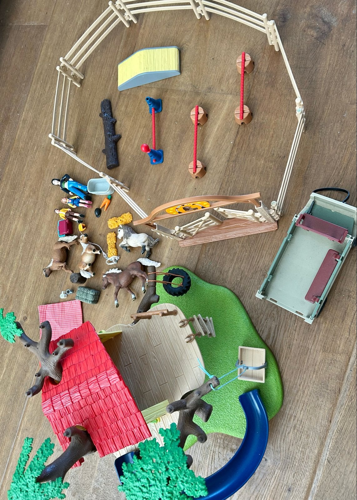 Schleich Boomhut & Pony Behendigheidstraining Set, Ophalen of Verzenden, Gebruikt, Jongen of Meisje