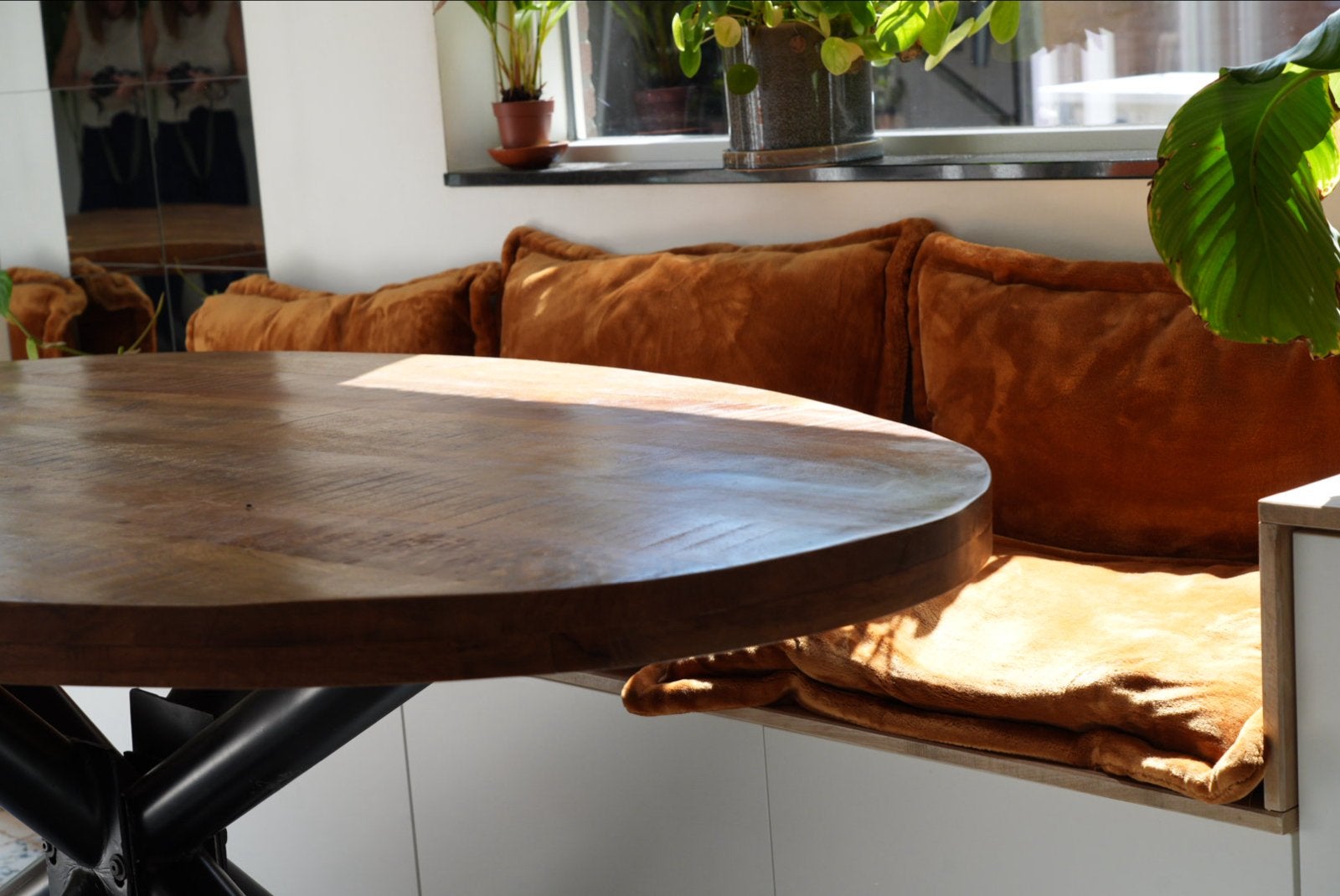 Ovale Robuuste houten eettafel met metalen onderstel, Ophalen, Gebruikt, 100 tot 150 cm, 150 tot 200 cm