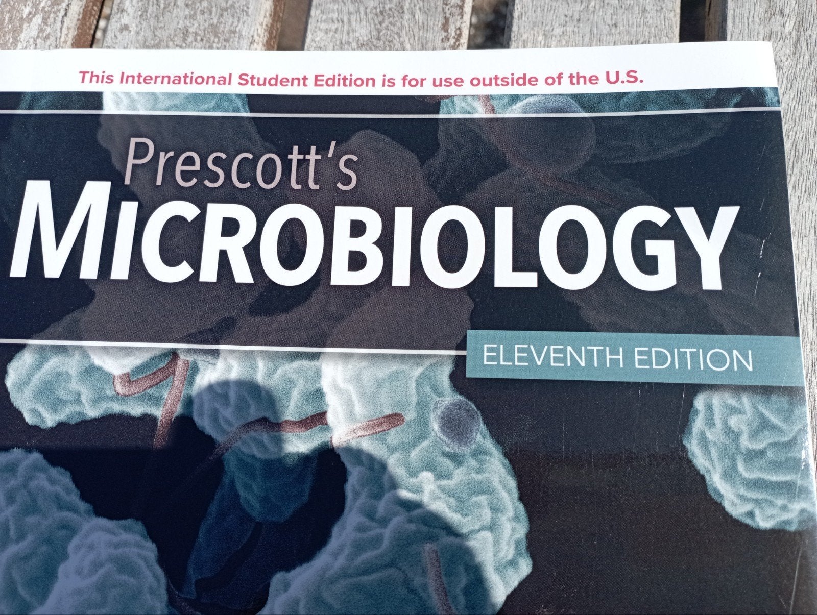 Prescott's Microbiology - Elfde Editie, Joanne Willey, Kathleen Sandman, Dorothy Wood, Zo goed als nieuw, Beta, HBO