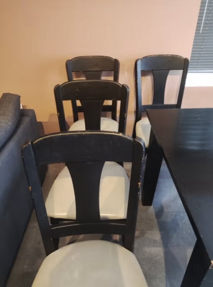 6 zwarte houten stoelen, Gebruikt, Zwart, Ophalen of Verzenden, Vijf, Zes of meer stoelen
