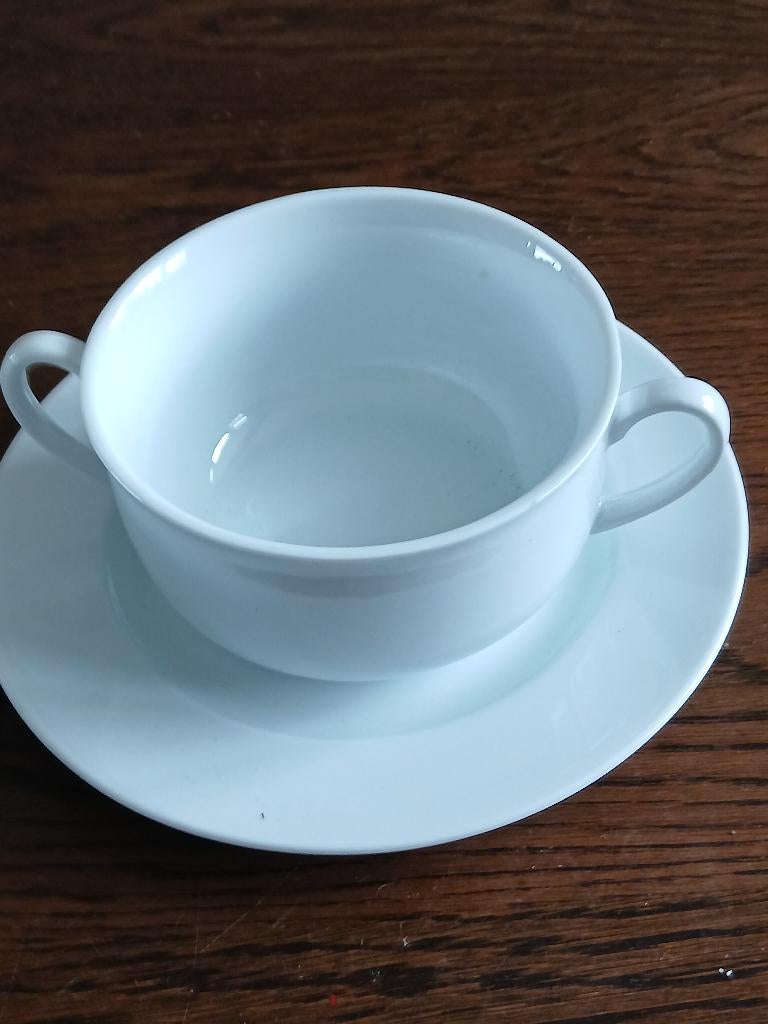 2 white basic soepkommen met schotels, Huis en Inrichting, Nieuw, Ophalen of Verzenden, Kom(men), Overige stijlen