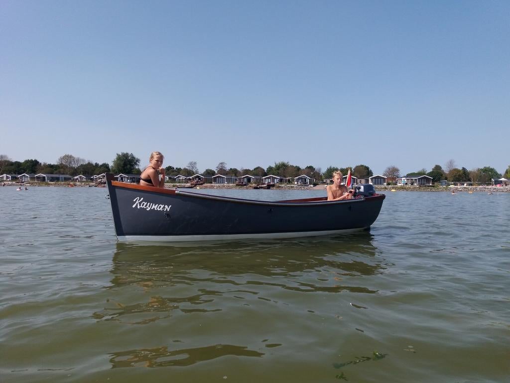 Mulder en Rijke sloep met Yamaha high trust 8 pk, Watersport en Boten, Gebruikt, Ophalen of Verzenden, Buitenboordmotor, Polyester