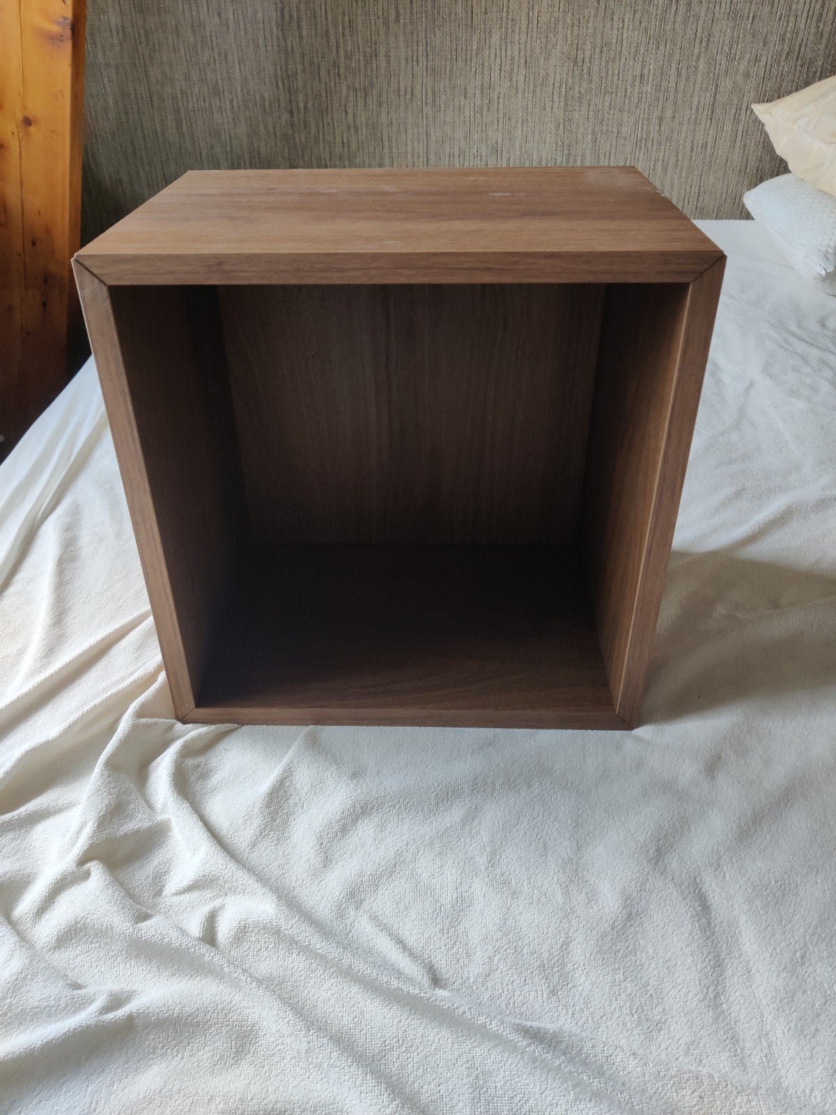 Ikea EKET (walnoot), Huis en Inrichting, Ophalen of Verzenden, Zo goed als nieuw