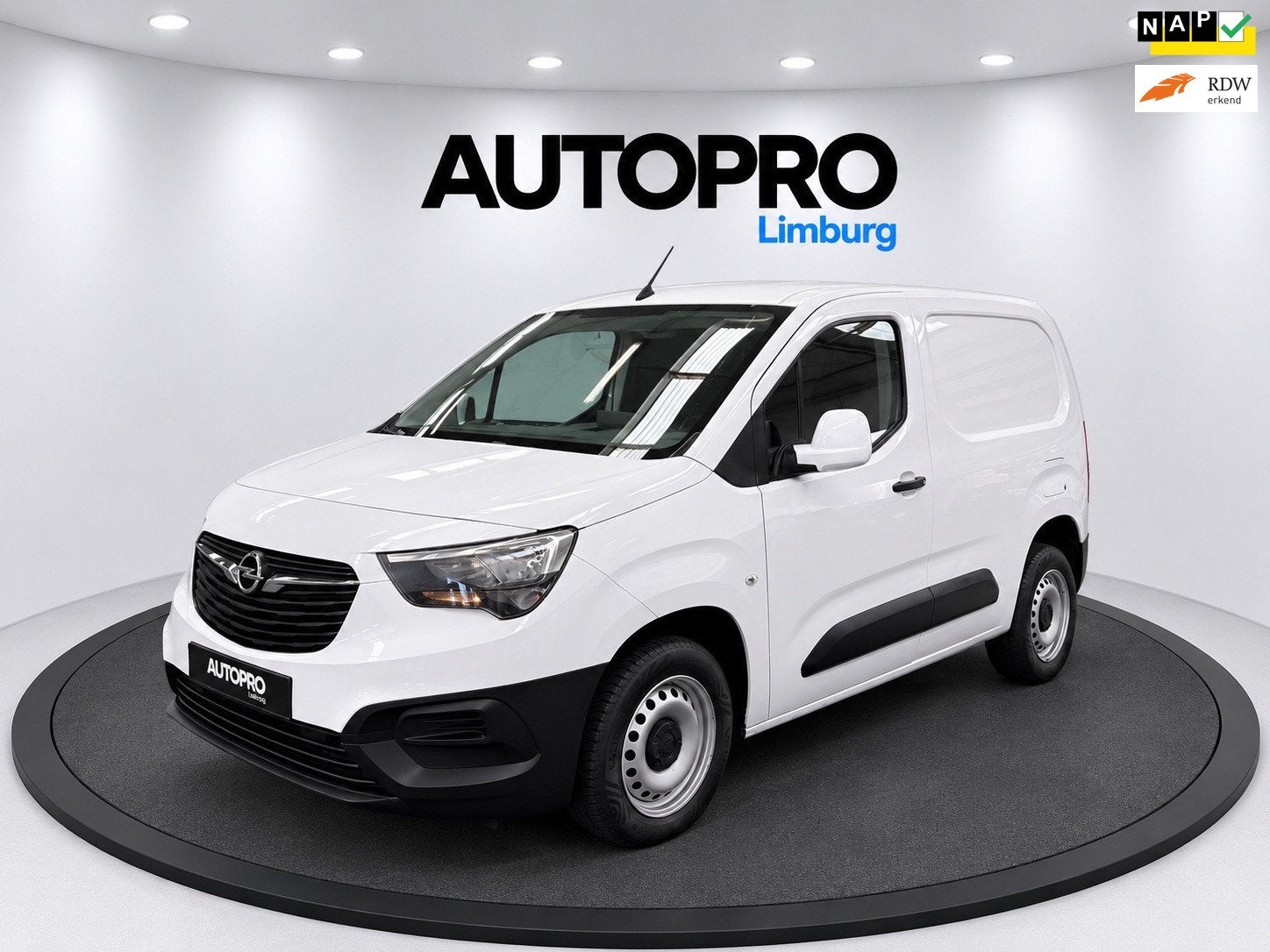 Opel Combo 1.6D L1H1 Edition, Voorwielaandrijving, Parkeersensor, Stof, Gebruikt