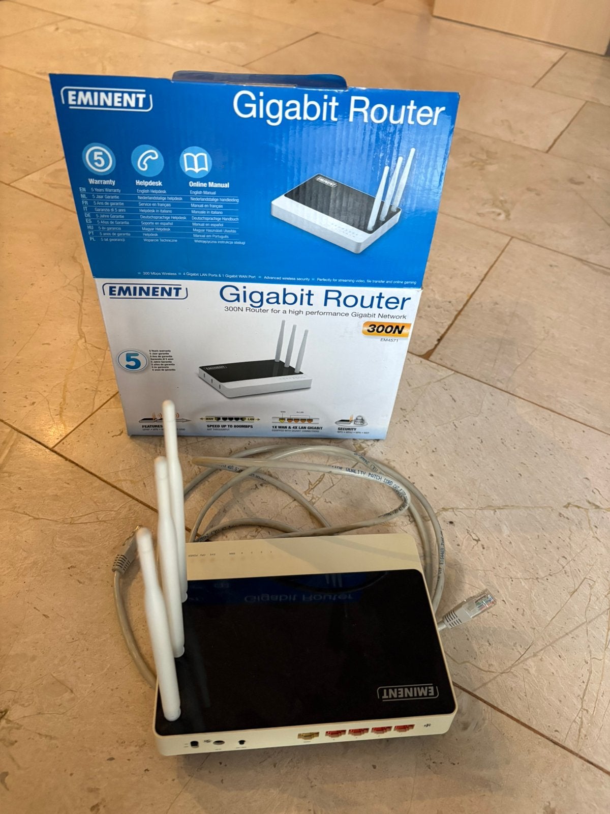 Router eminent 300N, Ophalen of Verzenden, Zo goed als nieuw