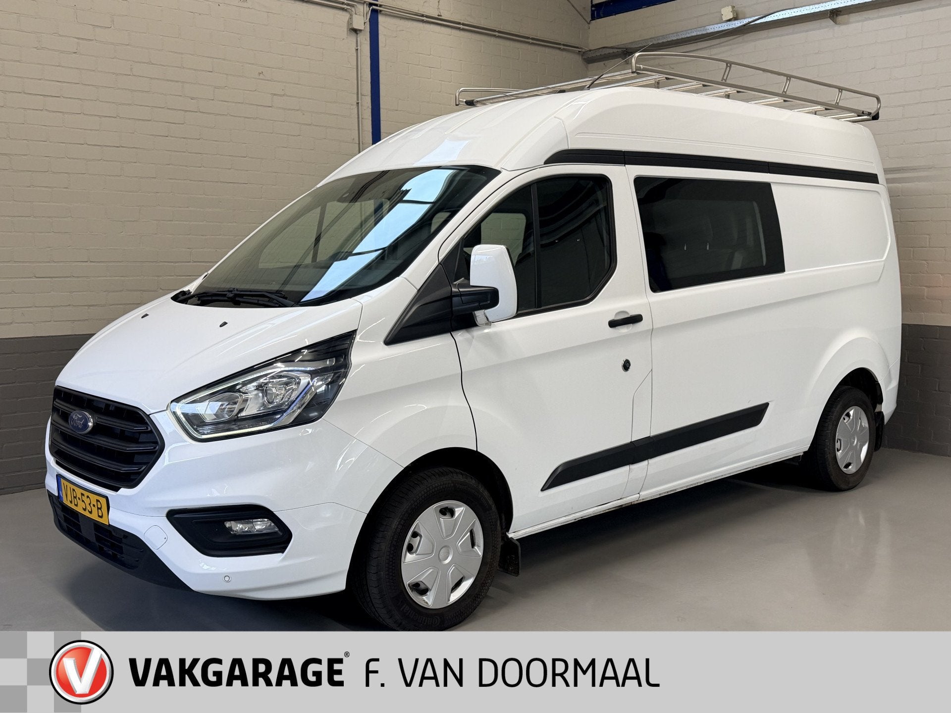 Ford Transit Custom 300 2.0 TDCI L2H2 Trend Dubbele Cabine, Voorwielaandrijving, 15 km/l, Euro 6, 4 cilinders