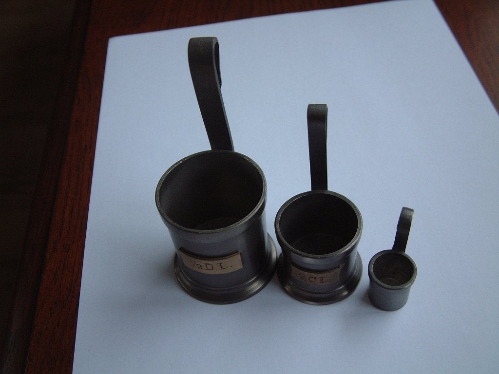 3 tinnen maatkannetjes 1/2 dl en 2 cl +1 mini RIO TIEL tin, Ophalen of Verzenden